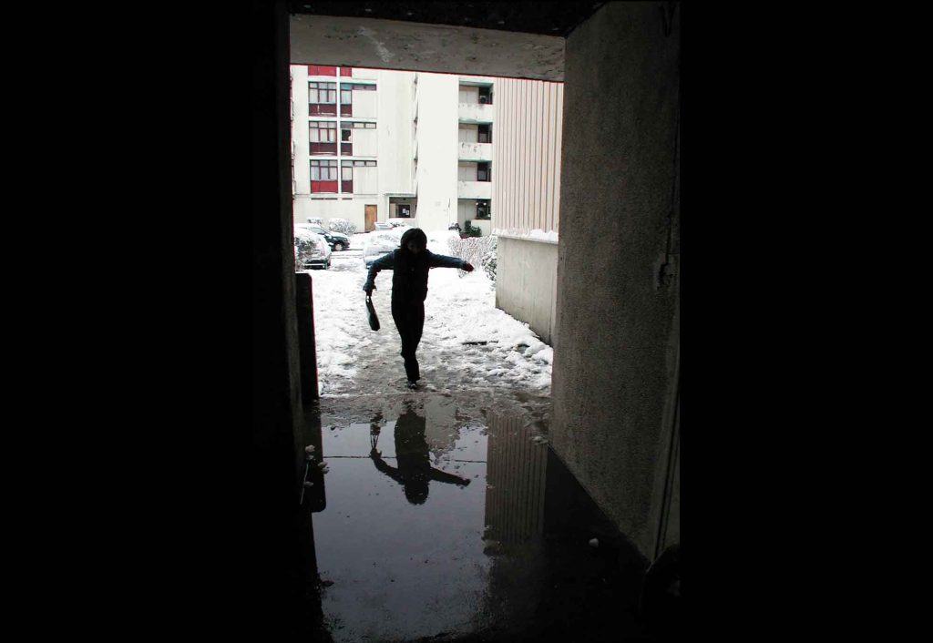 La Cité Pierre Montillet, située dans le quartier Sud du Blanc-Mesnil, a été construite en 1956-57 pour le compte du bailleur Emmaüs Habitat. 
Entre 1999 et 2012, la cité a fait l'objet d'une rénovation urbaine intense avec des démolitions-reconstructions, et tous les bâtiments ayant été construits à l'origine ont été rasés un par un.