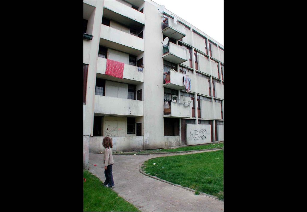 La Cité Pierre Montillet, située dans le quartier Sud du Blanc-Mesnil, a été construite en 1956-57 pour le compte du bailleur Emmaüs Habitat. 
Entre 1999 et 2012, la cité a fait l'objet d'une rénovation urbaine intense avec des démolitions-reconstructions, et tous les bâtiments ayant été construits à l'origine ont été rasés un par un.