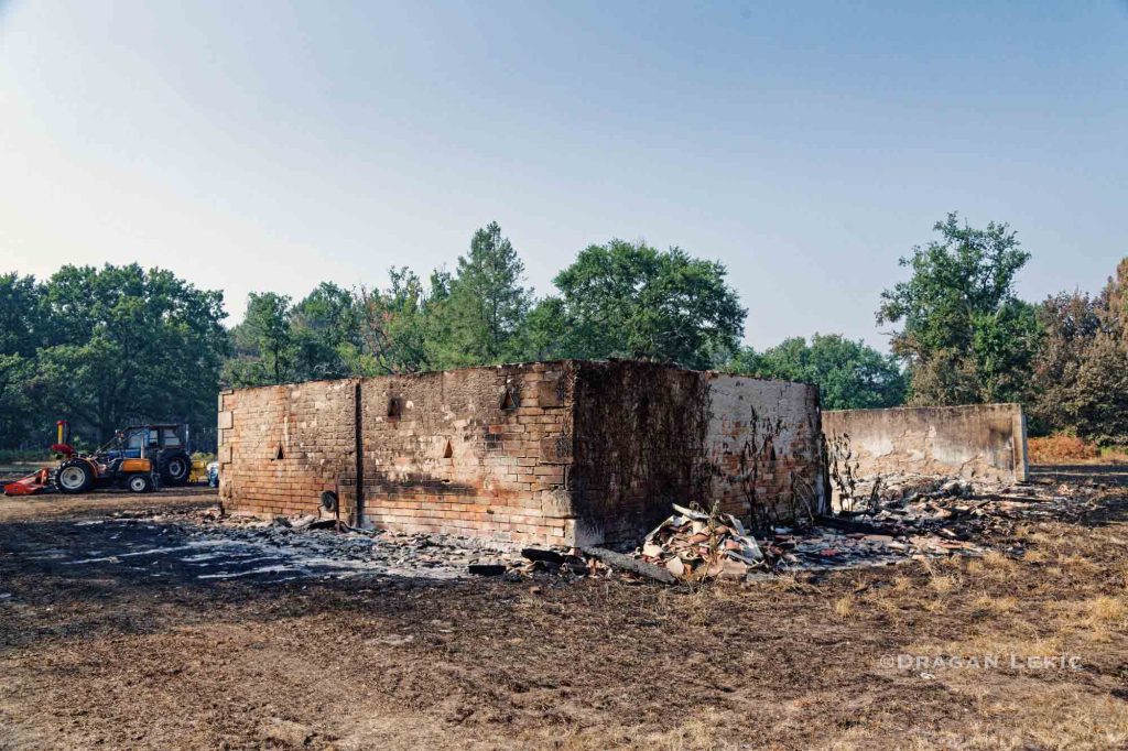 Bordeaux, France. 29 July 2026. The massive wildfire that broke out in Saumos on 22 July 2026 in the Gironde department ravaged more than 42,000 hectares of forest. This historic fire led to the evacuation of more than 220,000 people and the destruction of nearly 200 buildings.///Bordeaux-France. 29/07/2026. Le megafeu parti de Saumos le 22 juillet 2026 en Gironde a ravage plus de 42 000 hectares de foret. Cet incendie historique a entraine l'evacuation de plus de 220 000 personnes et la destruction de pres de 200 batiments.